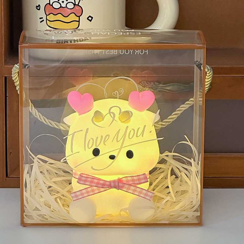 Mercado nocturno caliente dibujos animados lindo luz nocturna puesto al por mayor juguetes luminosos para niños regalos para niños pequeños adornos de escritorio