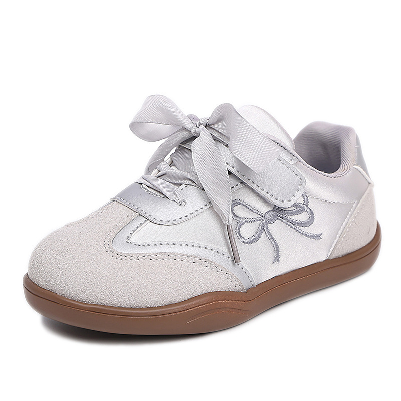 2025 primavera y otoño nuevos zapatos deportivos infantiles casuales zapatos blancos casuales coreanos zapatos casuales para niños zapatos de entrenamiento para niñas image 8
