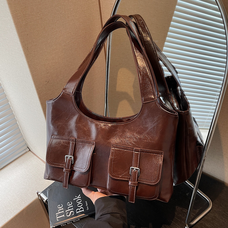 Bolsa de brazo retro coreana para mujeres otoño / invierno 2025 nueva moda versátil bolso de hombro de gran capacidad de viaje bolsa