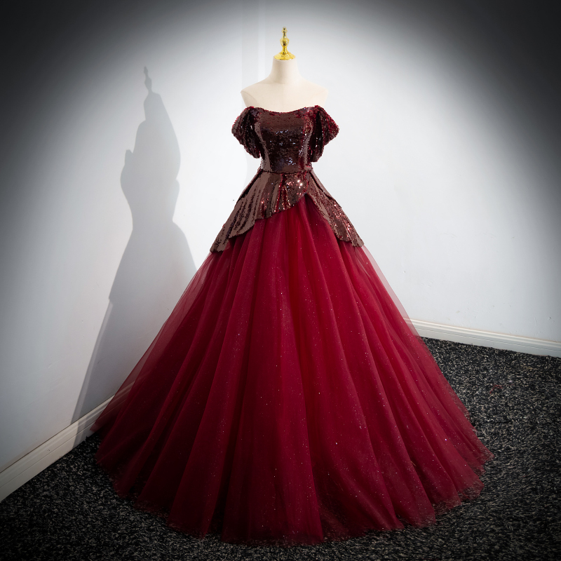 Burgundy Wedding Dress Evening Gown with a Feminine Design, Sequin Patchwork, High-End Custom-Made for Hostess and Vocal Performance Exam Burgundy Wedding Dress Evening Gown with a Feminine Design, Sequin Patchwork, High-End Custom-Made for Hostess and Vocal Performance Exam