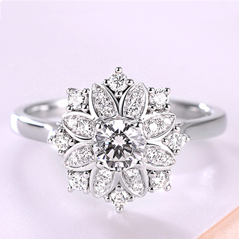 Brilliant Starry Flower Ring 18k Gold Plated Cluster Wedding Ring_voghion.com