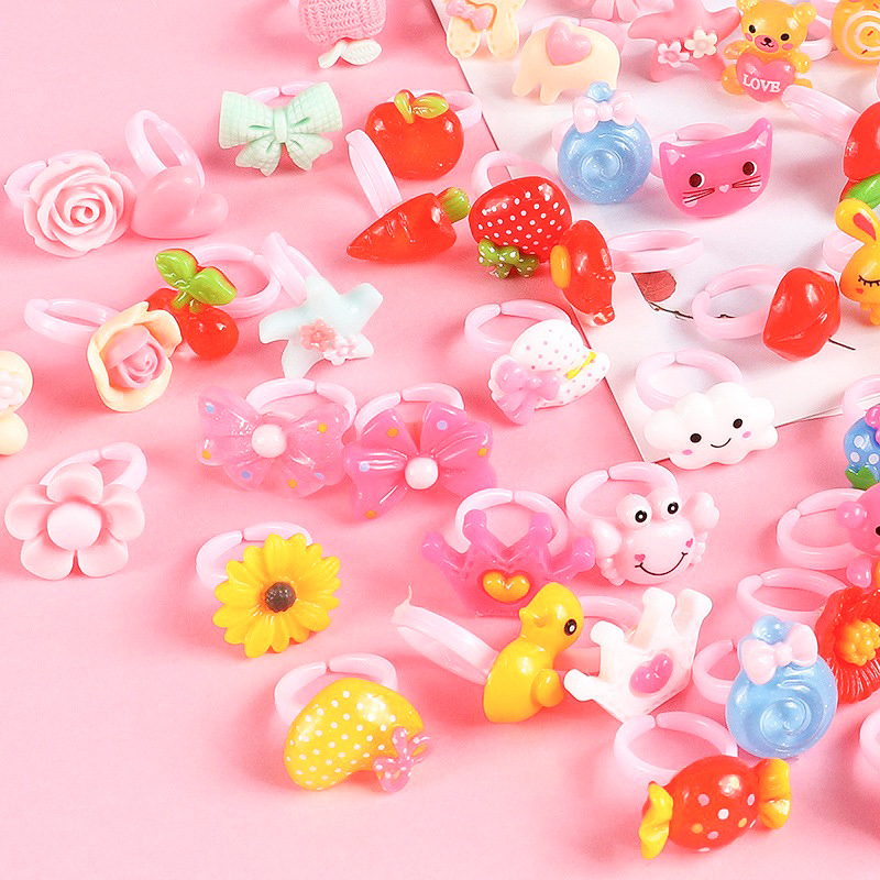 Anillo de plástico para niños rosa anillo para niñas accesorios anillo de pastel de frutas juguetes pequeños regalos para jardín de infantes image 1