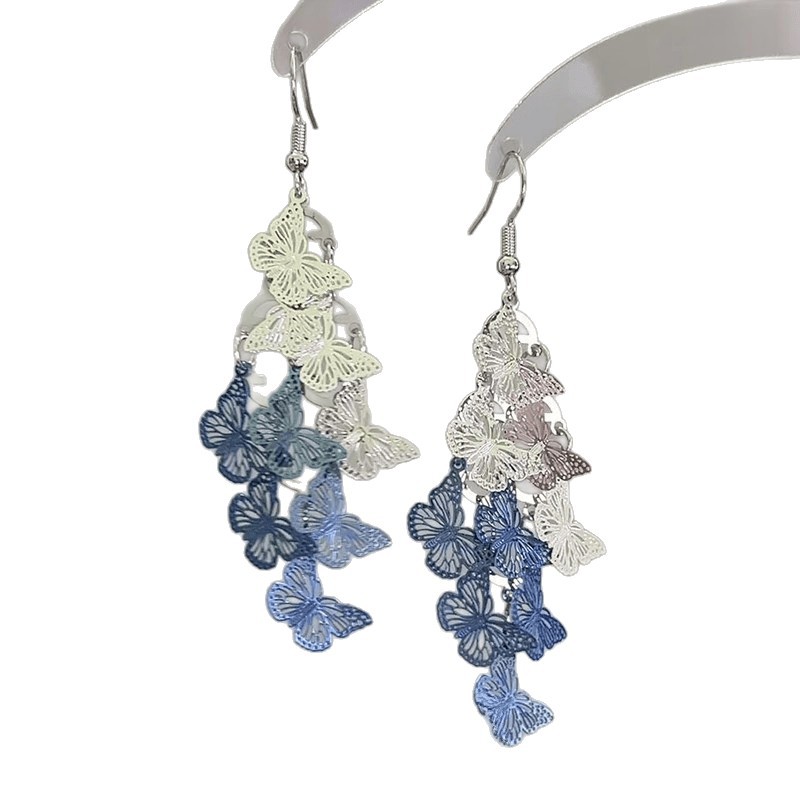 「鏡花蝶夢」清冷感銀青透かし彫り蝶イヤリング復古小衆ヴィンテージ霊動耳飾り女
