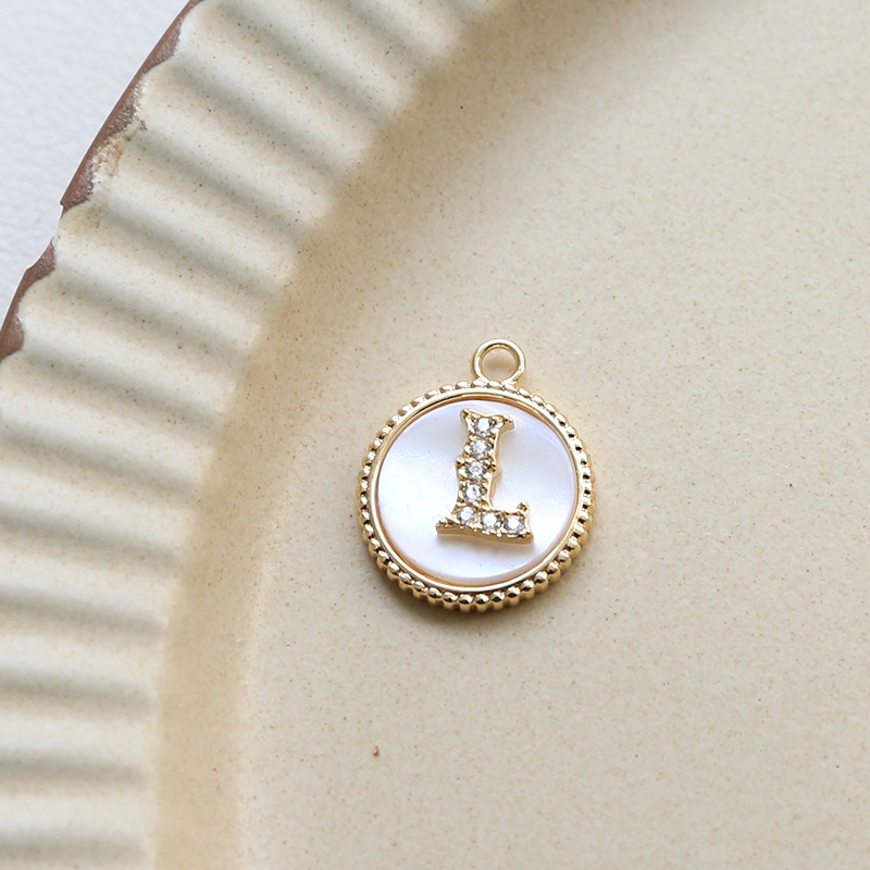 3g Weight Shell, Zircon Inlay Material Charms, Jewelry Accessories Classification 1 Piece Quantity Copper Material Round, Letter Pattern Plating, Inlay Design Simple Style Style 1 Piece Copper Shell Zircon Round Letter 18