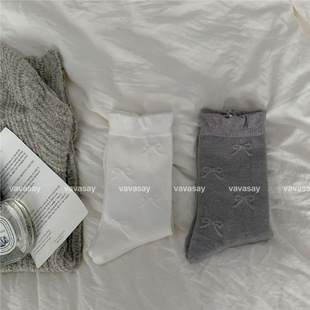 Spring and summer new full print dark print bow black and white gray gray women's academic style pair of socks mid-tube socks
