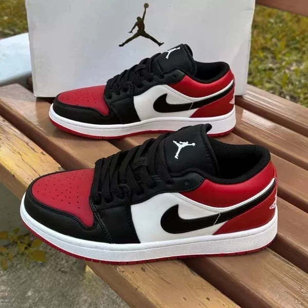 Aj1-Black and red toes [Pure original rubber sole + friction sound]