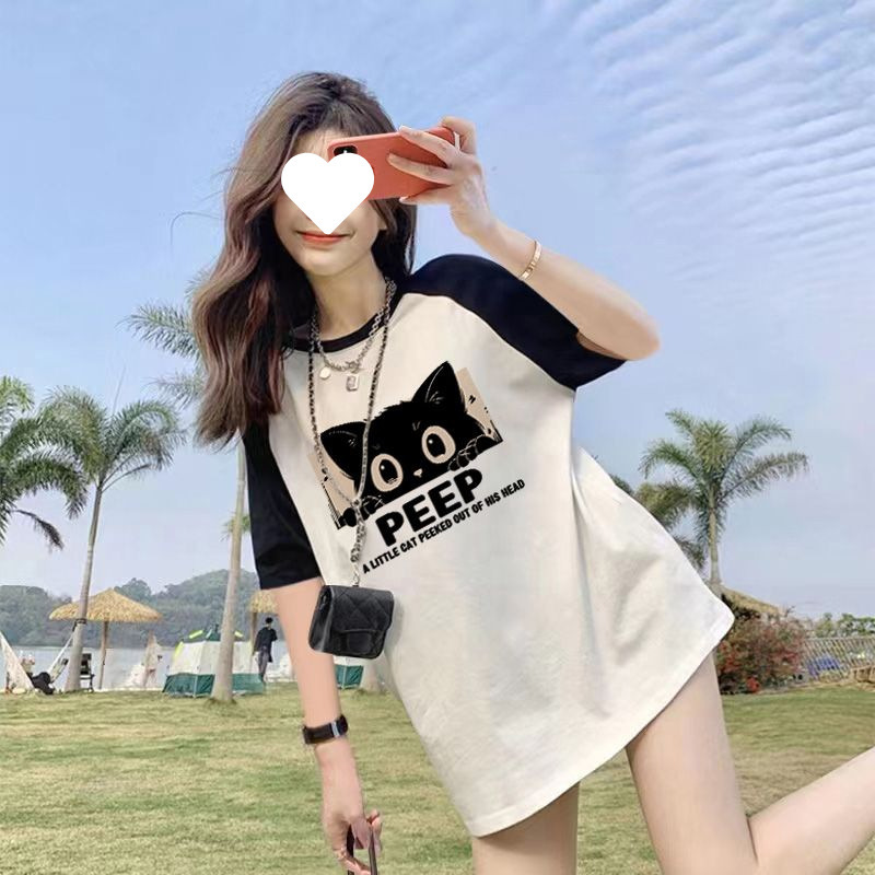 흑백 귀여운 고양이