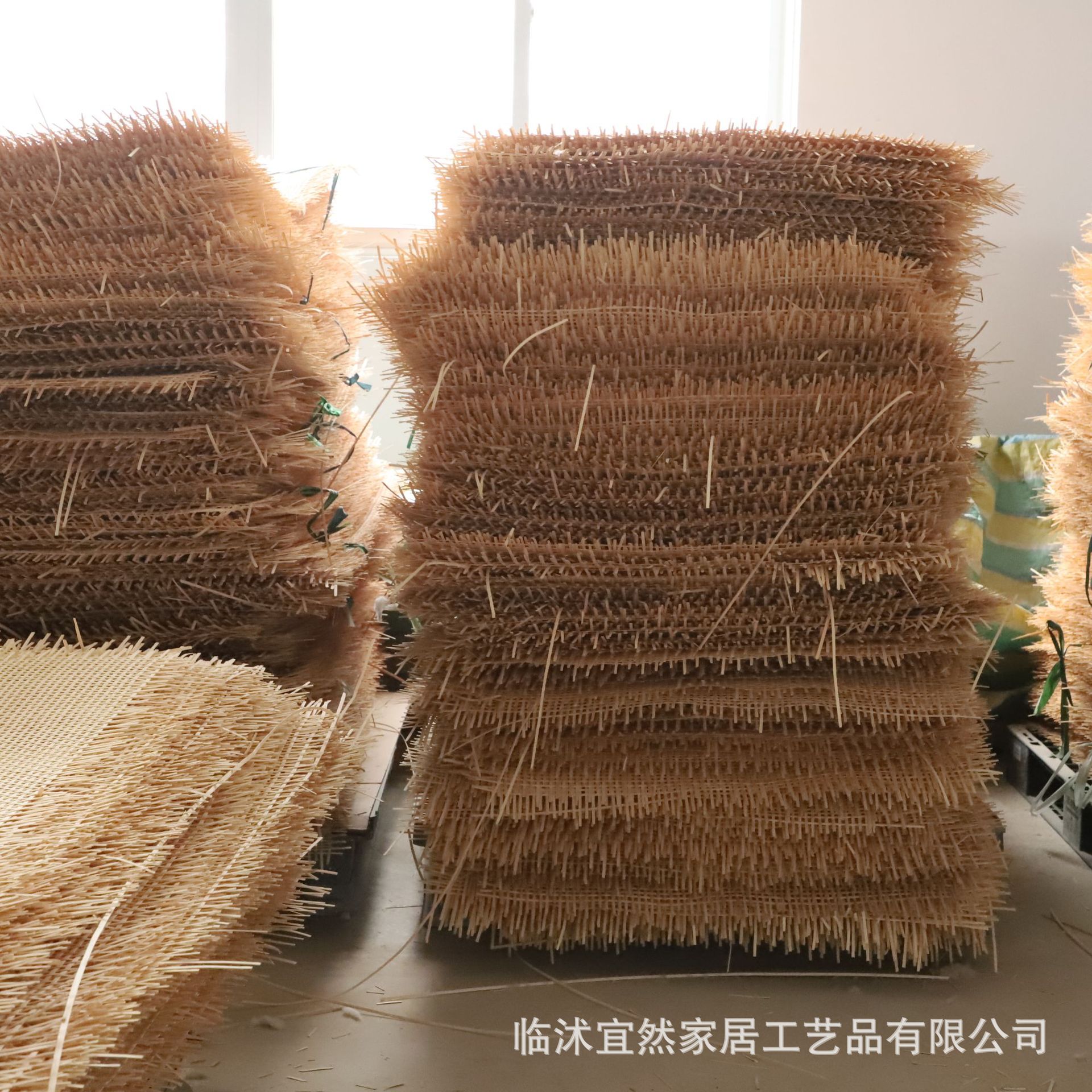 Yiran accesorios de seda de bambú tejidos a mano Estera de bambú duro pequeño diseño de la caja de almacenamiento de muebles Cruz de ratán de seda de Bambú