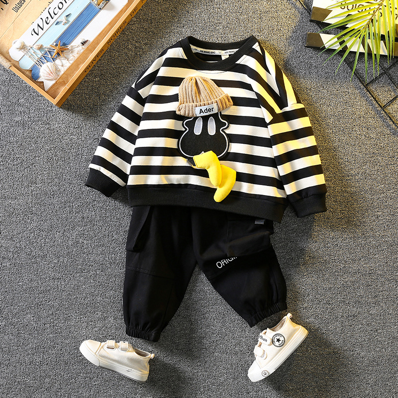 6092 Traje de otoño para niños 2024 Nuevo estilo Traje de suéter a rayas para bebés Traje de dos piezas de primavera y otoño para niños guapos