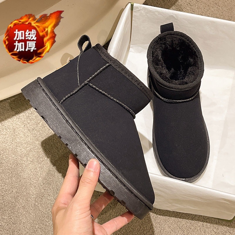 Botas de nieve para mujeres 2025 invierno nuevo retro cabeza redonda de tamaño grande comercio exterior más zapatos de algodón de veludo estudiantes botas de algodón de tubo corto