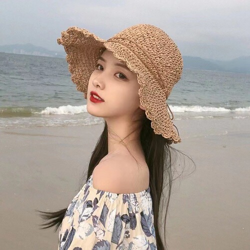 Wide-brimmed sun hat for women, stylish and suitable for spring, summer outings, beaches, vacations, sweet and versatile forest system.