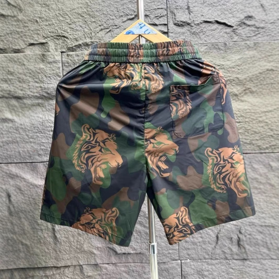 Men's Summer Fashion Printed Letter Graffiti Shorts Straight Leg Trendy Couple Beach Wear Versatile Casual Clothing_viptrois.com