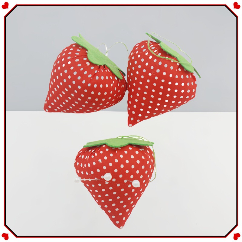Strawberry Pin Bag Vertical Cut Needle Tie Cross Embroidery Bead Needle Pin Pin Bag Needle Seat Tailor Accessories DIY suit