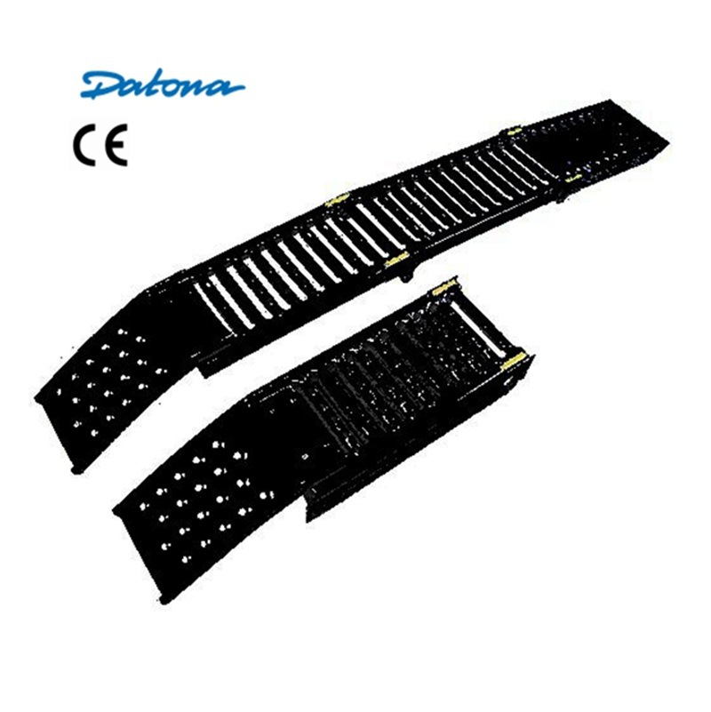 Ventas de fábrica de montaje único ATV motocicleta coche de batería triple plegable cuesta ascendente placa de hierro rampa antideslizante