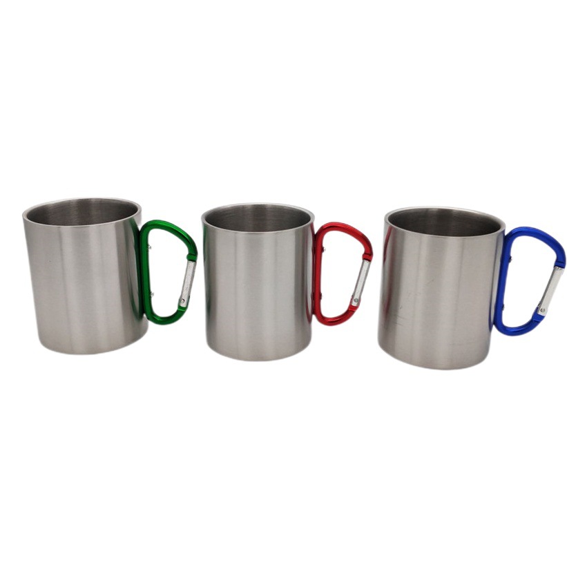 Venta al por mayor al aire libre de doble capa boca pequeña taza de metal taza de agua camping café portátil taza de agua mosquetón de acero inoxidable taza