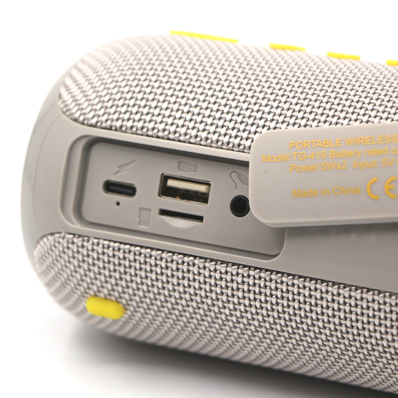Transfronterizo TG419 nuevo altavoz Bluetooth portátil tarjeta de enchufe inalámbrica tws audio Bluetooth altavoces Bluetooth al aire libre