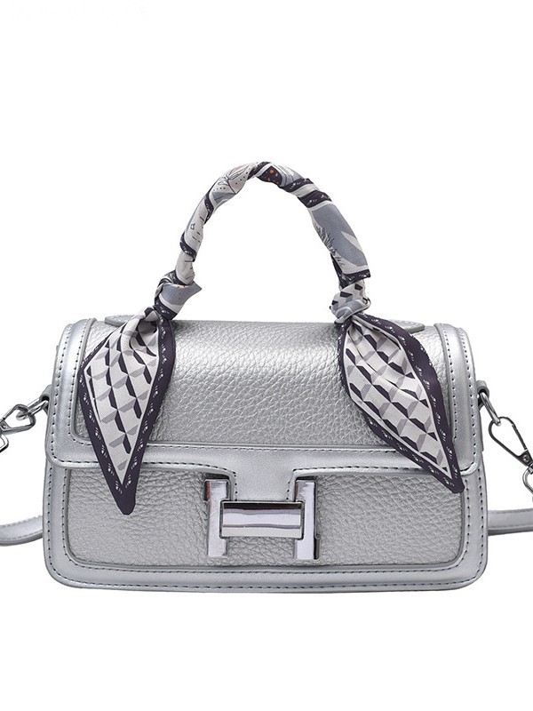 Bolsillo multicapa de sentido de alta calidad, bolso cuadrado pequeño portátil, femenino 2025 transfronterizo nuevo color en contraste con bufanda de seda, bolso de mensajero de un solo hombro