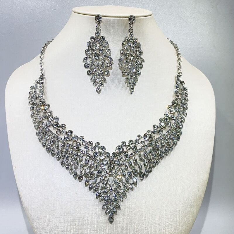 European and American Fashion New Long Necklace suit Banquet Party Dress Accessories Luxury Jewelry Rhinestone Bridal Jewelry