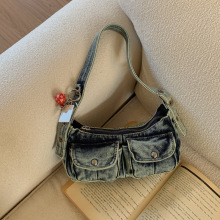 �羳С���μ�Ҹ�°��͹����fţ�в���СŮ���÷������r�к��sͨ��