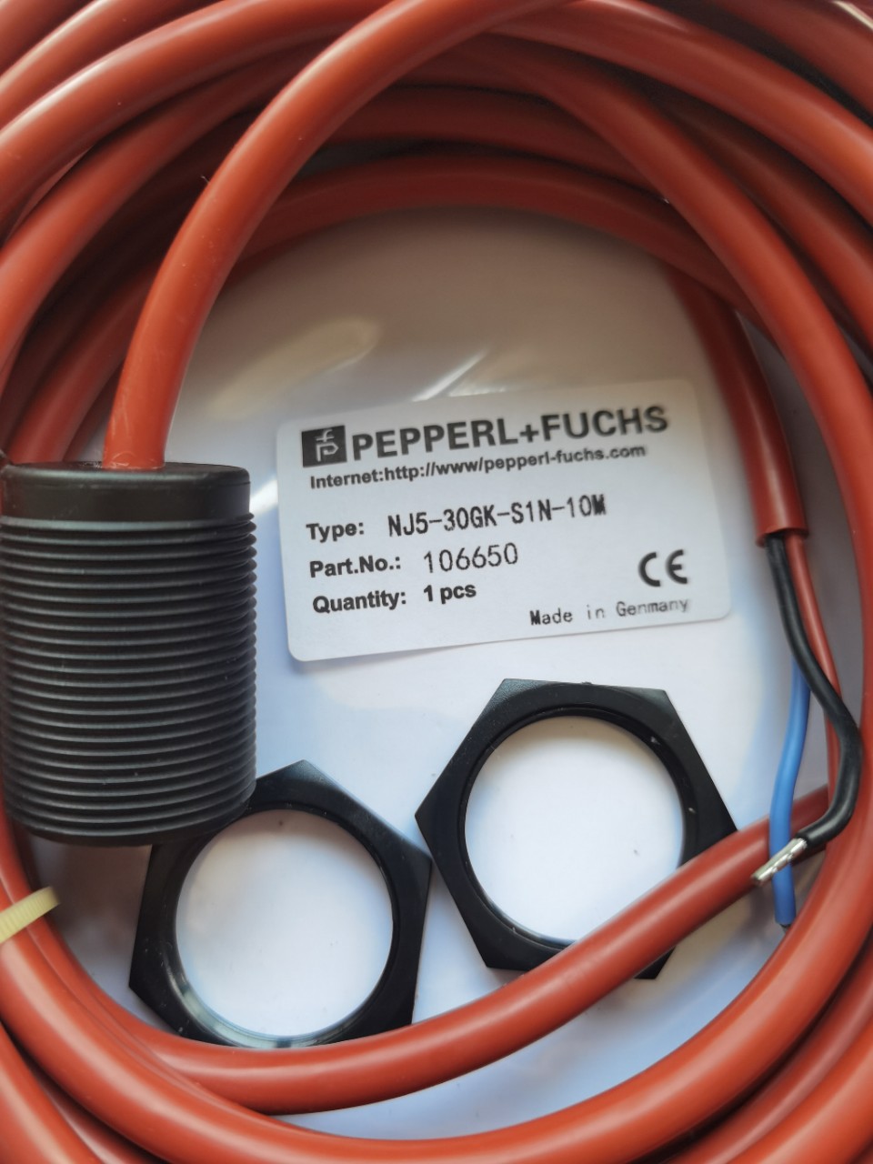 接近开关 8.2v 塑料外壳 NJ5-30GK-S1N-10M 订货号 106650