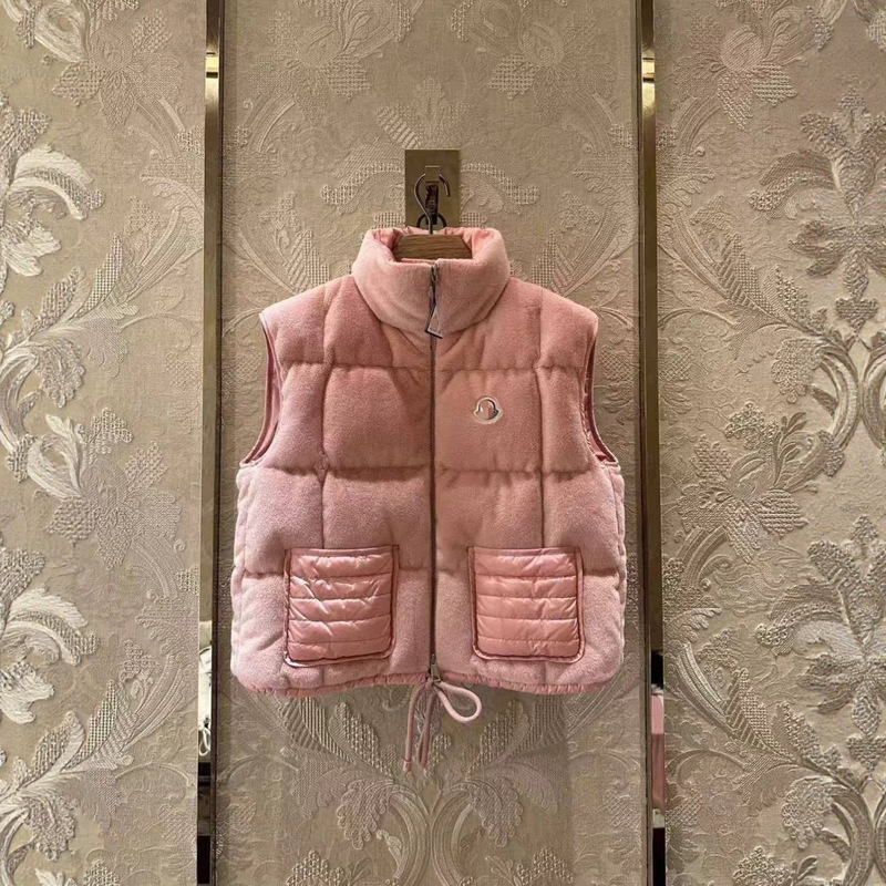 Cross-border high-quality Arques lambswool down vest with stand-up collar, rabbit fur, warm and trendy outerwear vest for women Cross-border high-quality Arques lambswool down vest with stand-up collar, rabbit fur, warm and trendy outerwear vest for women