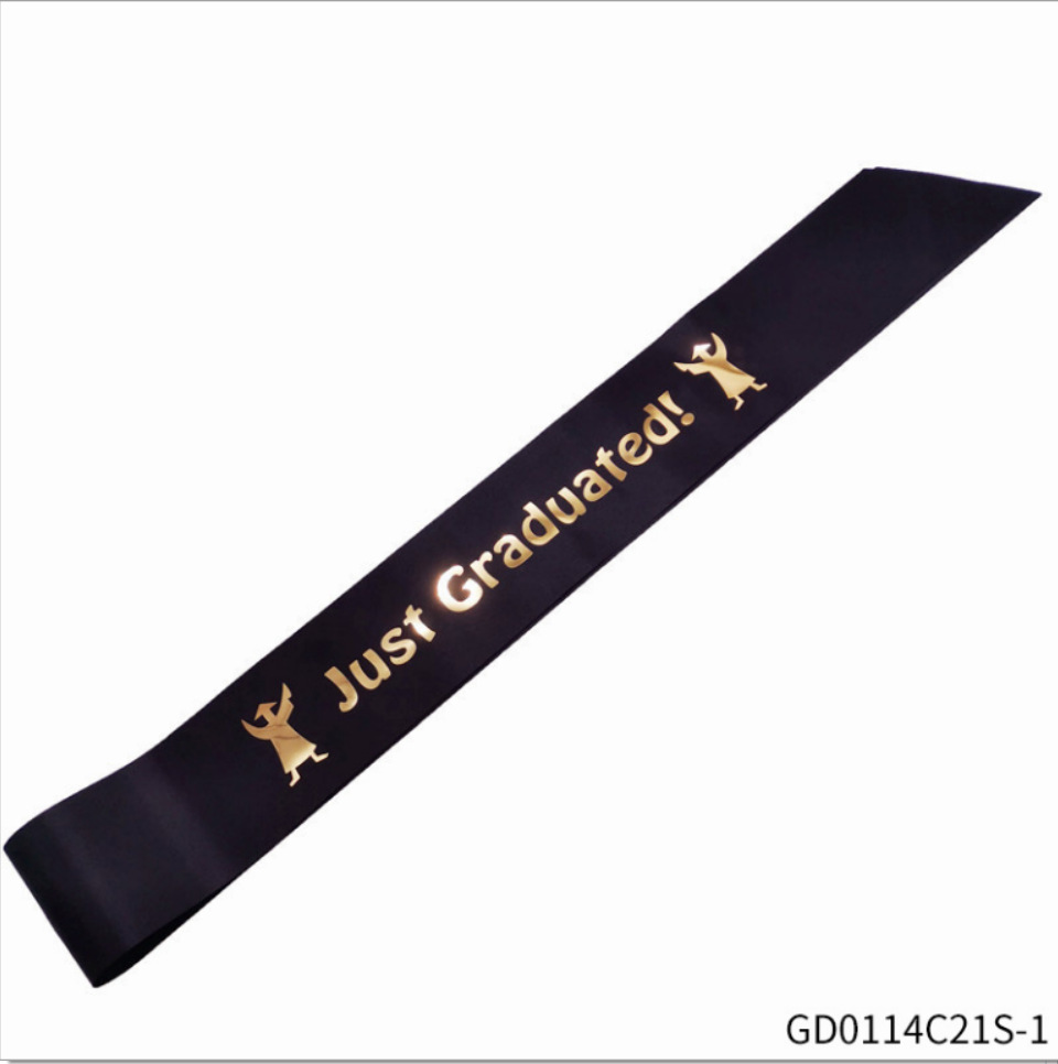 Temporada de graduación, ropa ceremonial de graduación con accesorios de decoración para fiestas, me gradué, cinta para el hombro de graduación