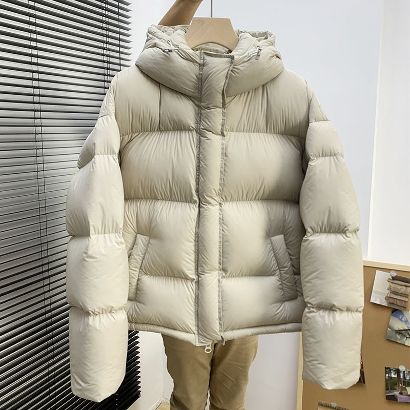 95% White Duck down Short Coat for Women, 2026 Winter New Style, Hooded Puffer Jacket for Petite Figures, Light Luxury Outerwear
