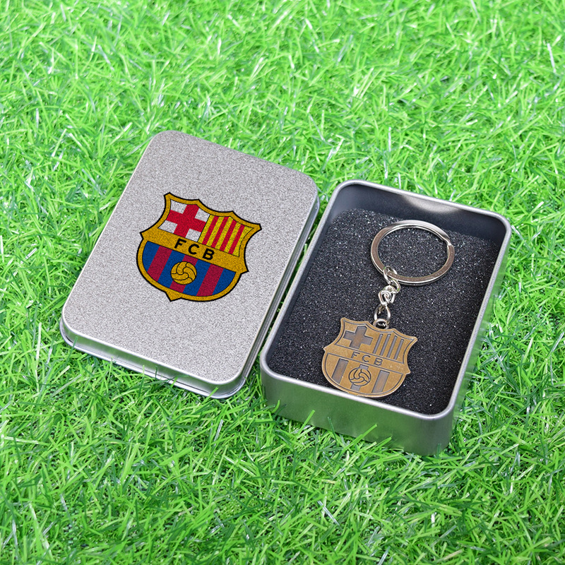 Club de fútbol insignia llavero Barcelona Real Madrid Manchester United AC Milan equipo militar tarjeta caja regalo