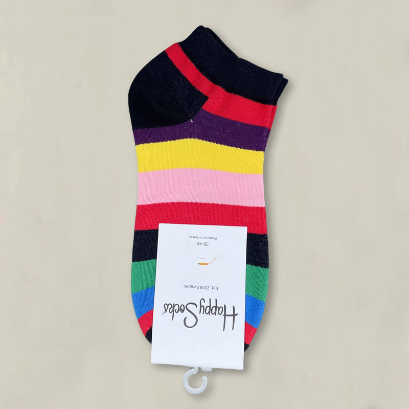 HappySocksハイスキンのショートソックスの漫画の浅い口の低い女性のスウェーデンのファッションのタイプのソックスの春夏のカラー