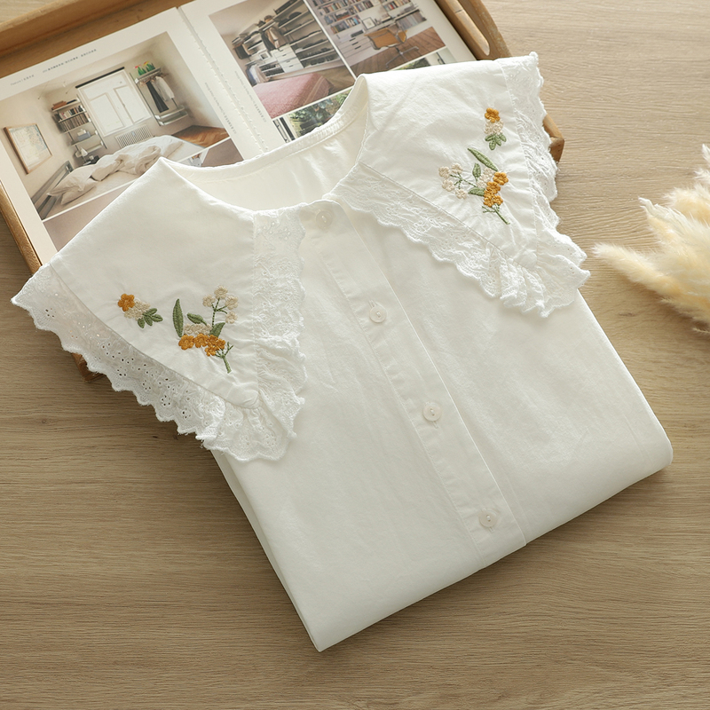 Autumn New Style Fresh Style Artistic Embroidered Chrysanthemum Pure Cotton Shirt Women's Long-sleeved Loose Doll Collar Lace White Shirt