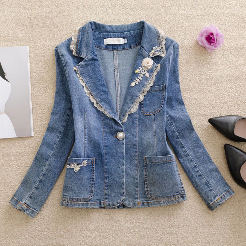 Small Suit Collar Denim Jacket for Women 2025 Spring and Autumn New Style Embroidered Small Fragrance Style Short Slim Retro Cardigan