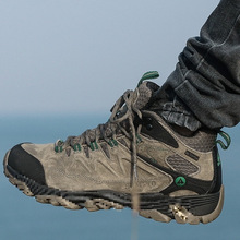 登山鞋男春秋防水防滑靴专业高帮耐磨徒步鞋女越野男鞋户外鞋