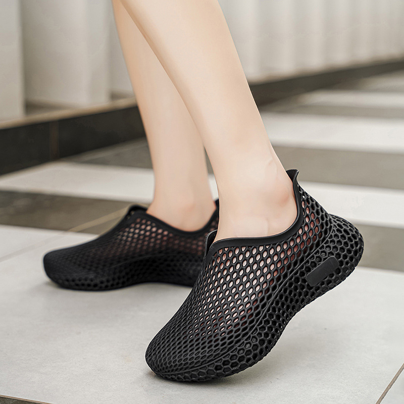 Cross-border 2026 nuevo verano al aire libre integrado sandalias de explosión deportivo transpirable zapatos de playa antideslizantes zapatos de agujero para hombre