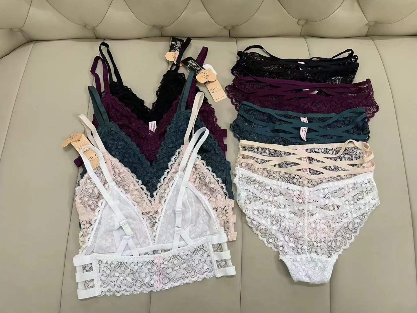 Sujetador de encaje sin esponja traje de Sujetador de algodón fino para mujer pequeño pecho push up sexy traje de ropa interior trasera