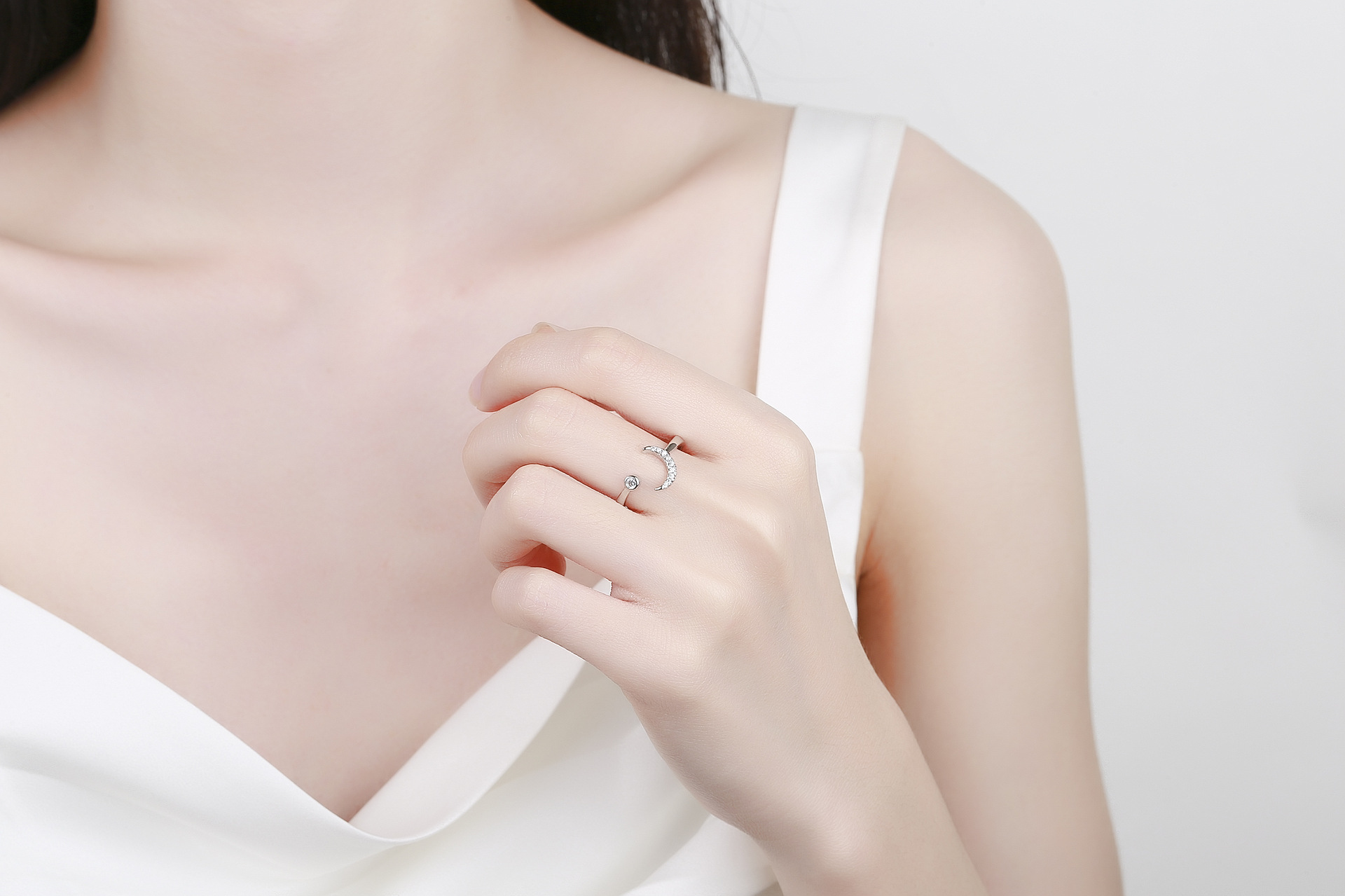 Fashion Moon Copper Inlay Zircon Rings