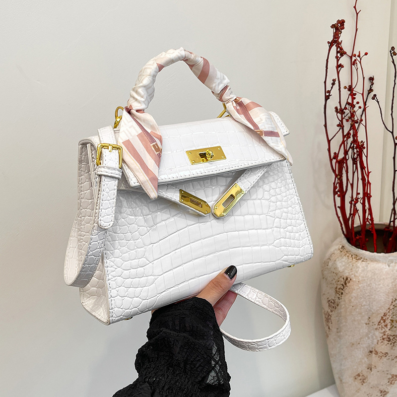 Cross-border Texturized Kelly Bag 2025 Spring New Handbag Crocodile Shoulder Bag Retro All-match Crossbody Women's Bag