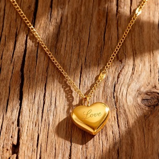 ���n�r�А����朶��hŮ���߼��аٴ�Ӣ����ĸlove���ĵ����i