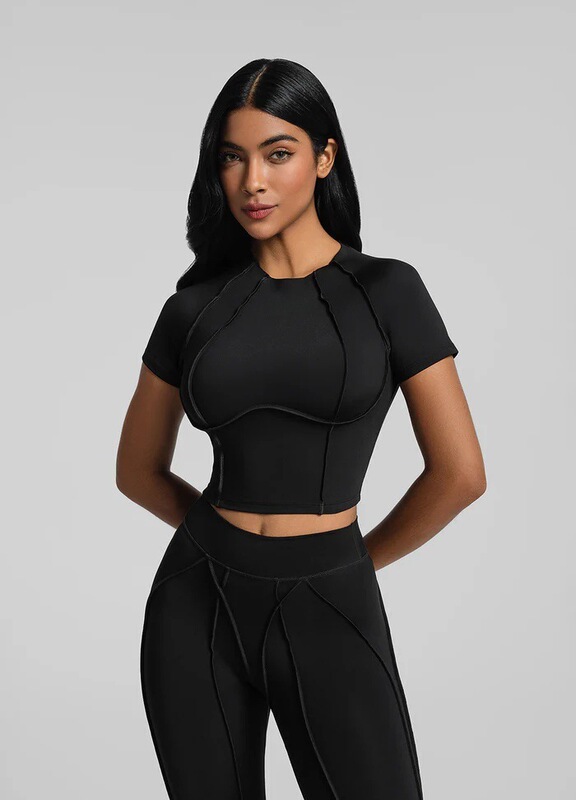 スポーツ用タイトフィットラウンドネック、スリムフィット、肌に優しいソフトなヨガ半袖Tシャツ、フィットネス、ランニング用半袖、高級感のある女性用|undefined