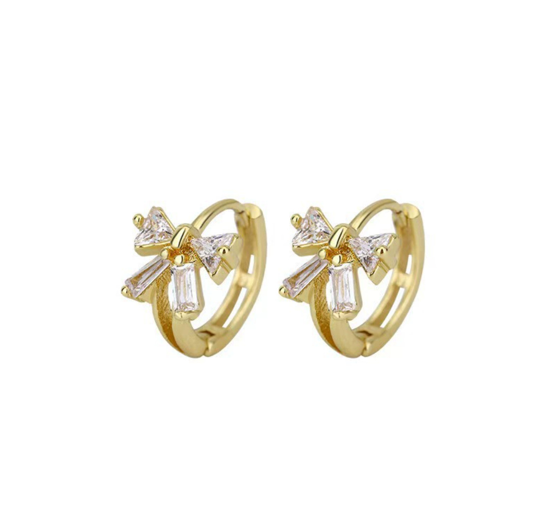 Orecchini a cerchio farfalla in zircone per donna eleganti_voghion.com