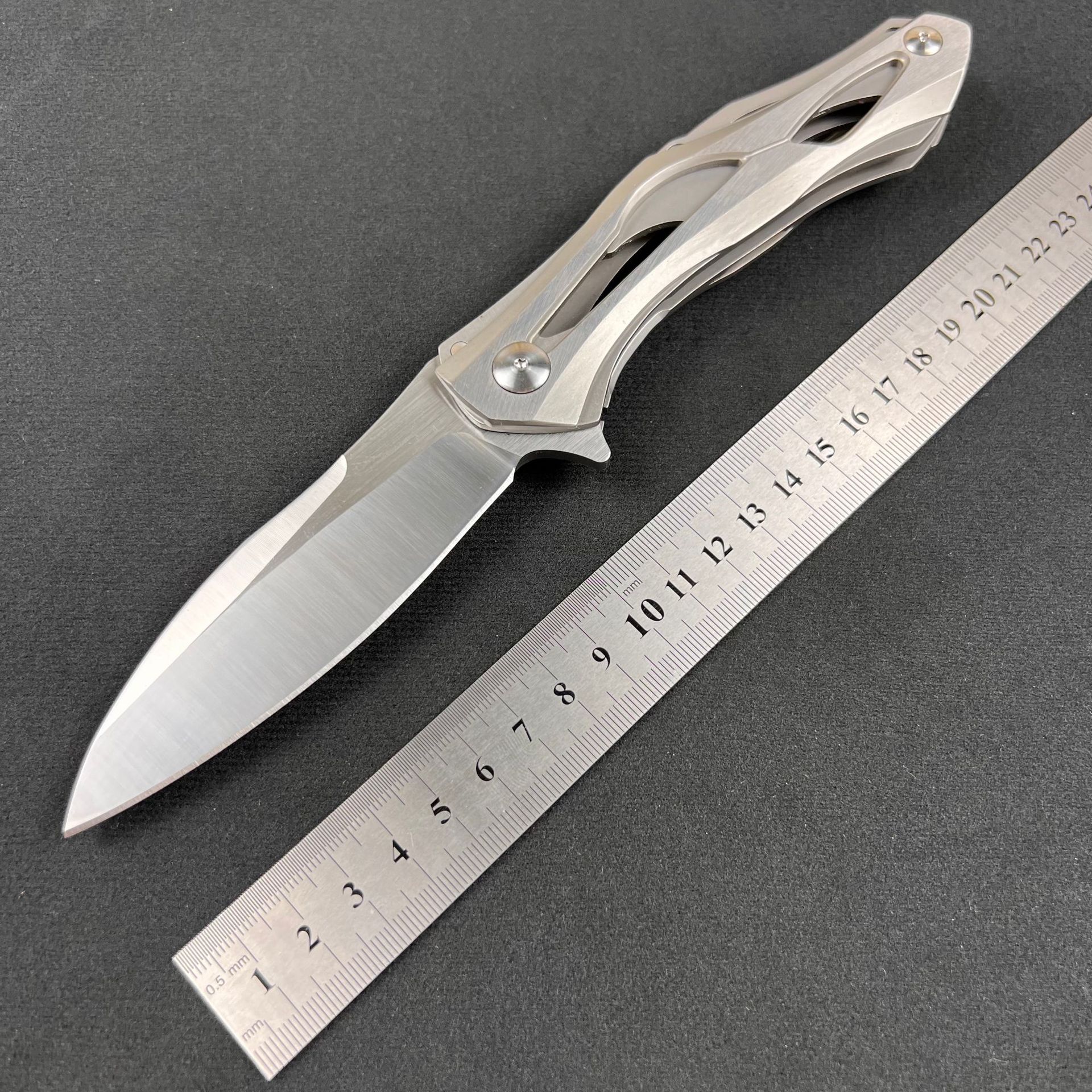 钢铁侠高硬度折叠刀防身小刀高品质折刀水果刀厂家直销