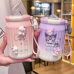 三麗歐庫洛米咖啡杯食品級不鏽鋼陶瓷內膽時尚公仔硅膠繩保溫杯