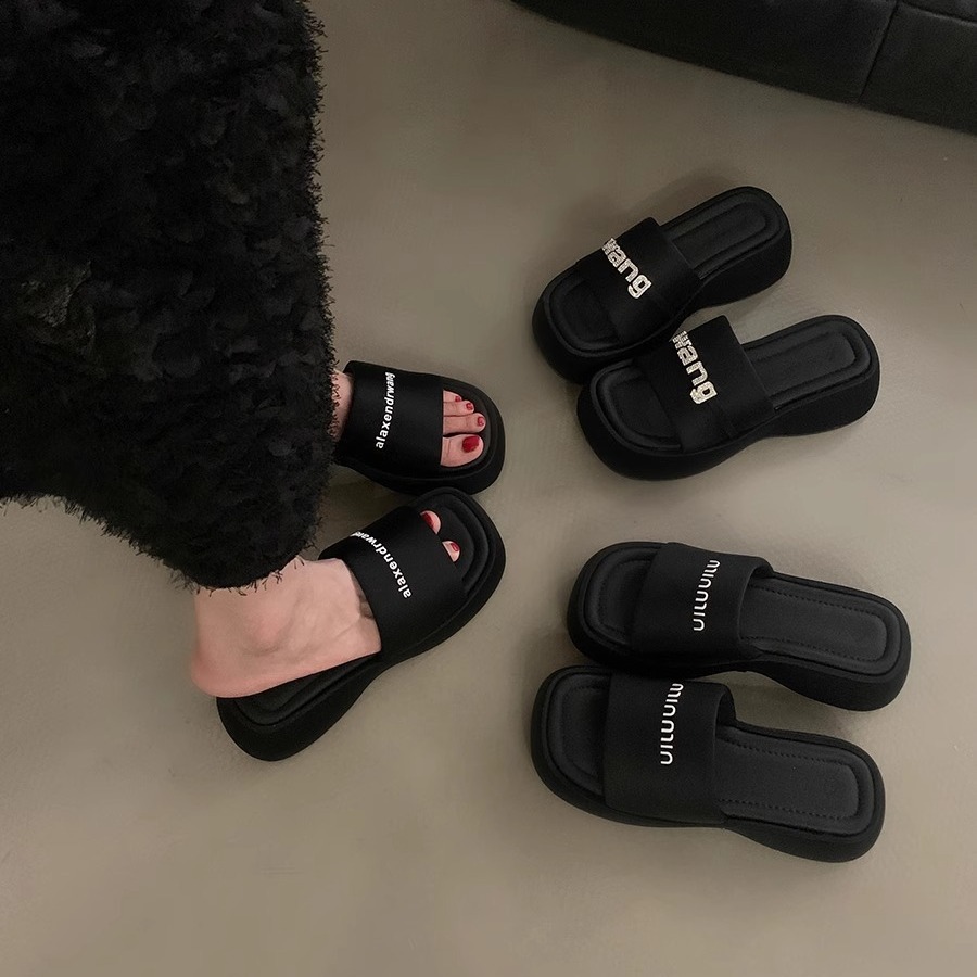 Pantuflas de plataforma de plataforma de lentejuelas negras, zapatos de mujer, 2025 nuevo estilo, sandalias de vacaciones junto al mar de verano, sandalias