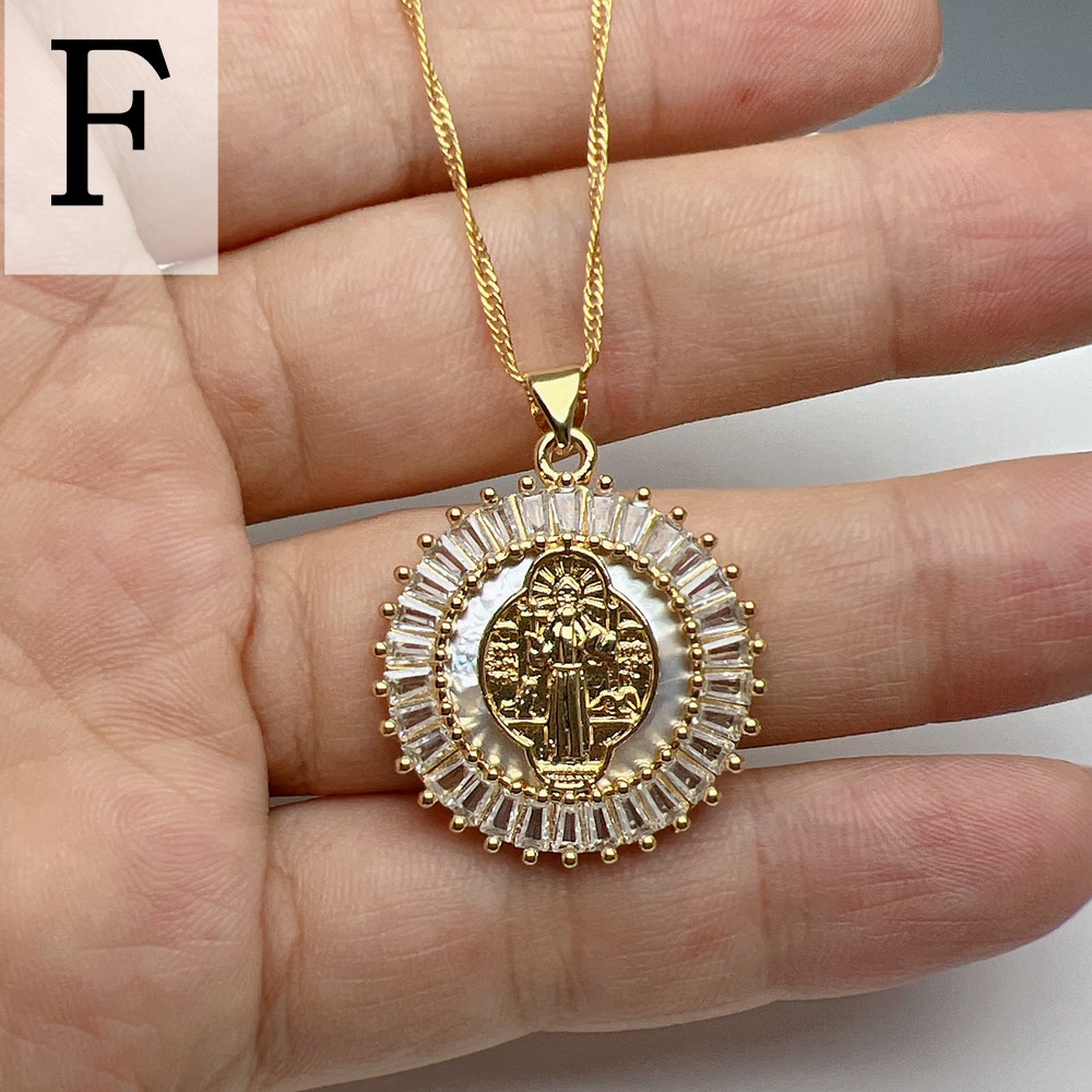 Plating, Inlay Design Simple Style Commute Round Copper Zircon Pendant Necklace In Bulk
