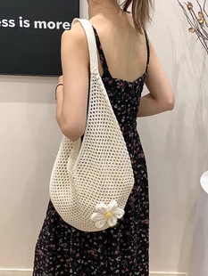 Knitted beach one-shoulder bag, Korean style, flowered