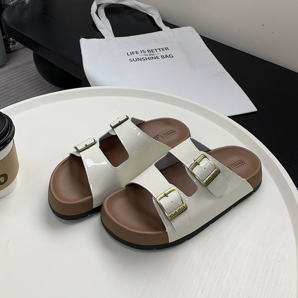 Тапочки женская 2025 новая летняя модная повседневная обувь корейская версия удобная нескользящая пляжная обувь 6601-1