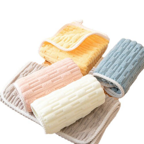 Hanging Towel Hand Towel Children Coral Fleece Small Square Towel Thick Soft Absorbent No Shedding