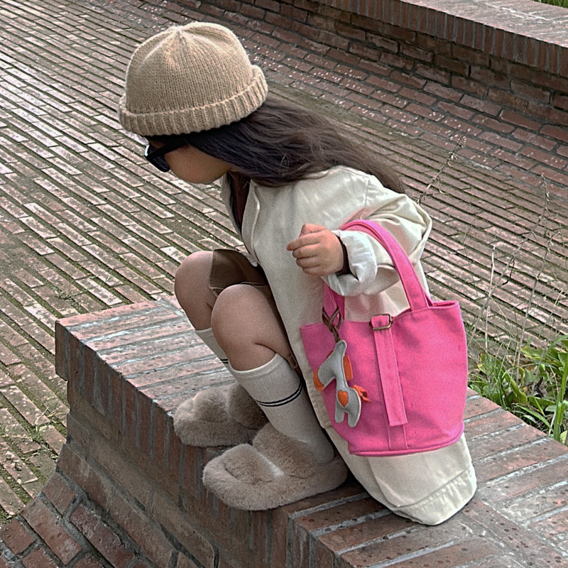 Bolso de mezclilla lindo de los niños de las mujeres 2023 Otoño Nuevo estilo coreano bolso de cubo de tela de color sólido para niños