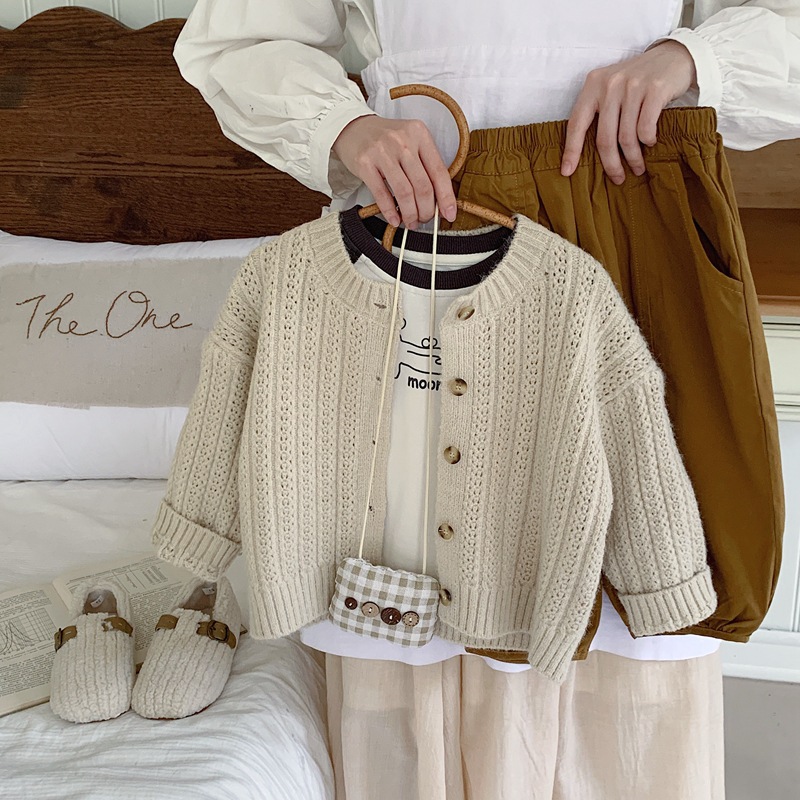 Children's autumn cardigan for boys, knitted sweater, beige jacket, suitable for spring and autumn, western style 3