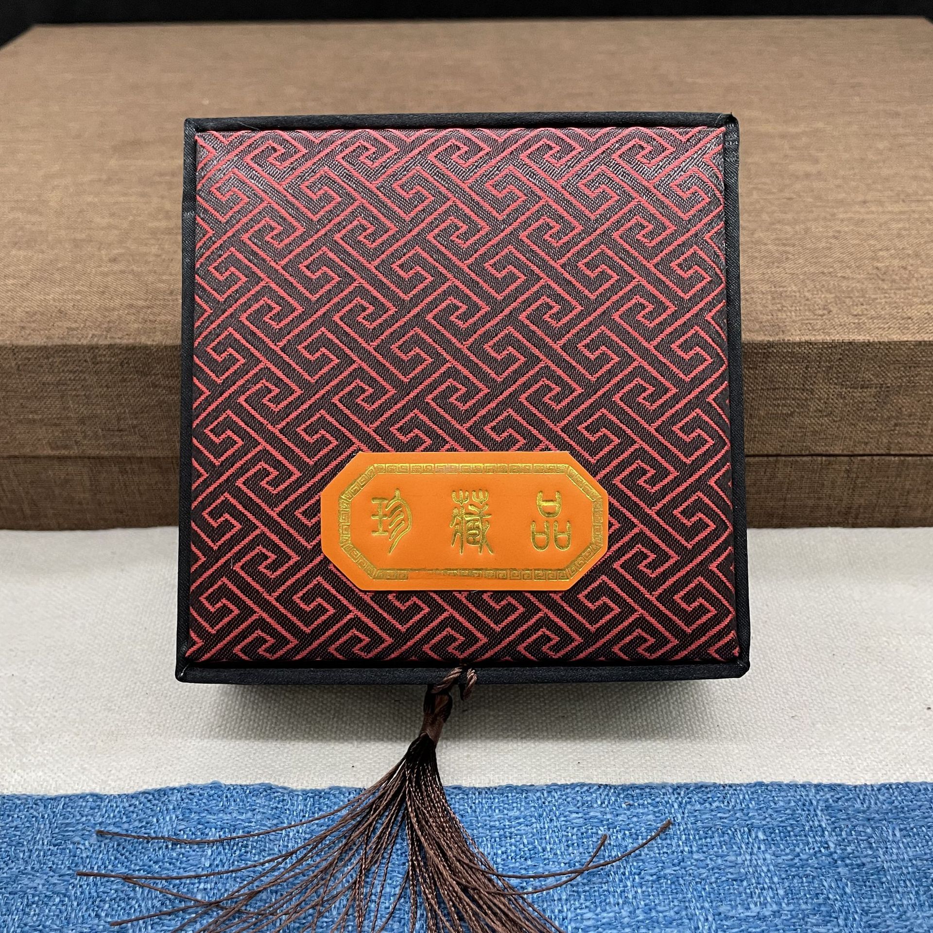 工藝品佛珠梳子手串文玩球禮品包裝盒配件錦盒批發