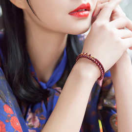 本命年红绳手链女新中式复古双层酒红色手绳原创小众手饰礼物